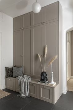 Dar Koridor İçin Portmanto Modelleri: Antrenizi Kullanışlı Hale Getirmenin Yolları - Görsel 12