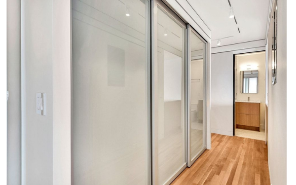 Gömme Vestiyer Modelleri: Şıklık ve Uygun Fiyat Bir Arada - Görsel 2