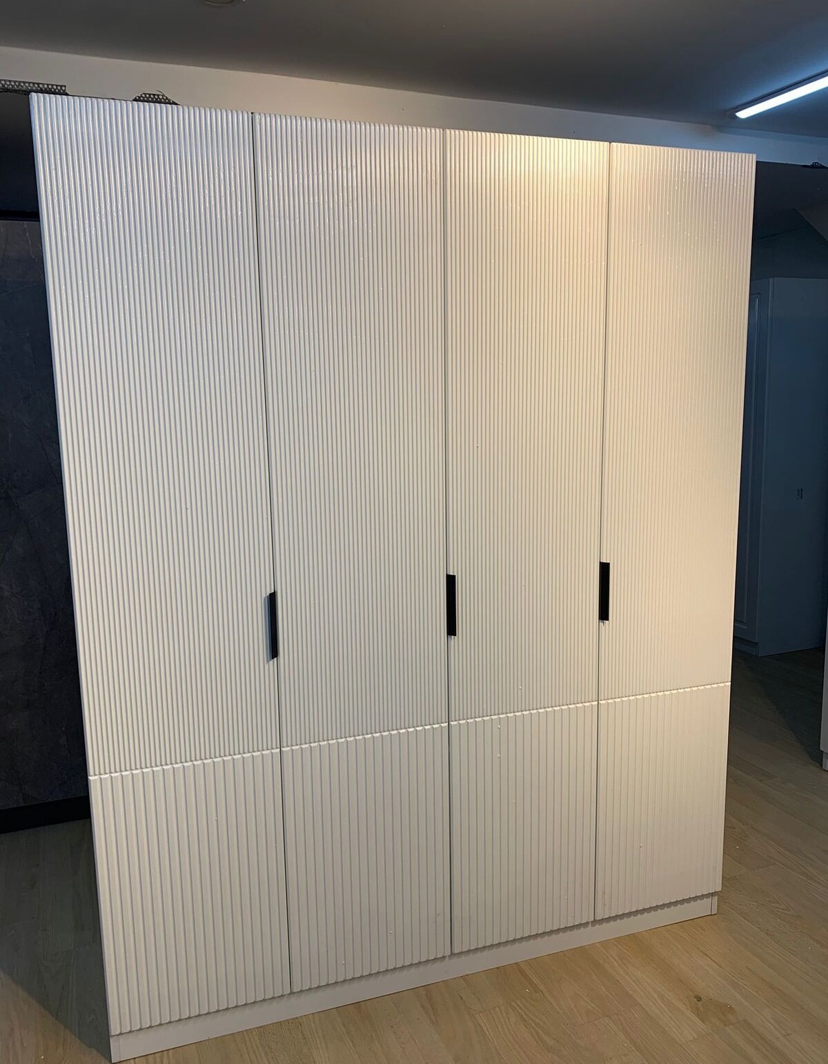 4 Kapaklı Elbise Dolabı Ahşap - 4 Kapaklı Gardrop
